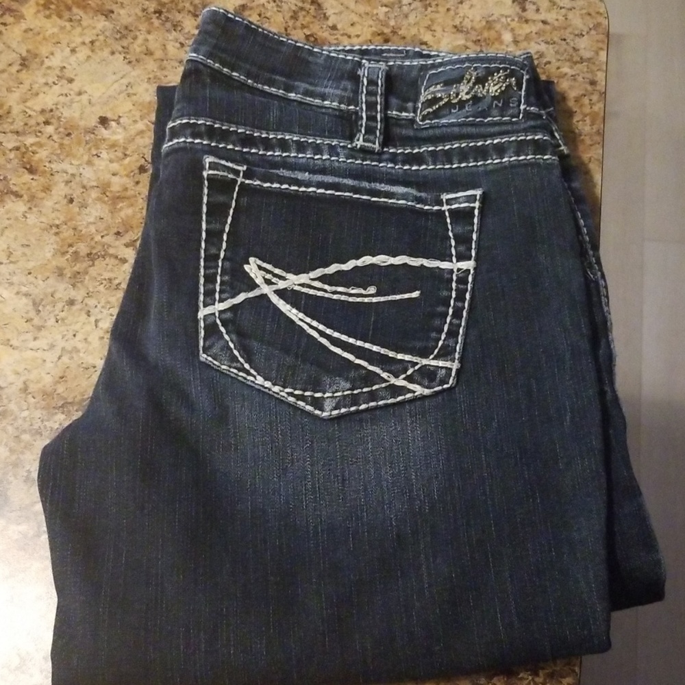 Silver Jeans Aiko Bootcut W31 L33 Super Nice!